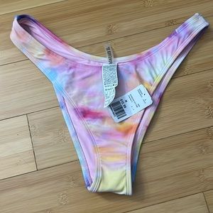 NWT TIE DYE HIGH LEF BOTTOM